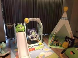 Echarm Hotel Aegean Shopping Park Zhonghuan Plaza, hotel v destinaci Fujiatun