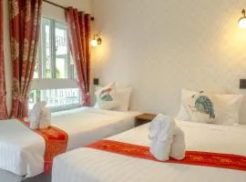 The Golden Beach Resort Naiyang