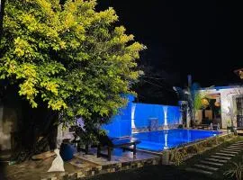 Indunil place hiriketiya with pool