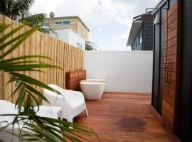 The Coconut Hut Papamoa Beach