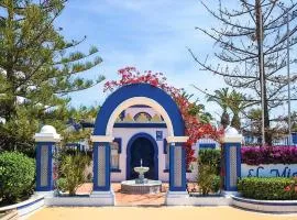 Holiday home in Roquetas de Mar by the sea