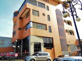 Hotel Valladolid, 3hvězdičkový hotel v destinaci Heredia