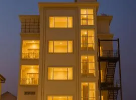 Xenious Opulent Hamirpur