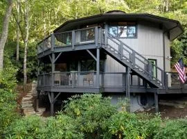 Unique Round Mountain Retreat with Firepit near Black Mountain, NC – Scenic Blue Ridge Getaway
