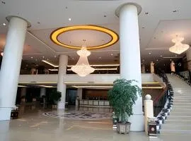 Kunming Plateau Pearl Hotel