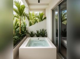 Shades Ivory - Agonda Beach Resort, hotel en Agonda