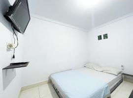 Tiny House Gianyar RedPartner, μικροσκοπικό σπίτι σε Gianyar