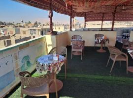 Princess Square Hotel, bed & breakfast στο Λούξορ