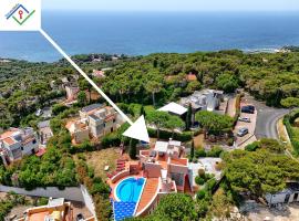 Villa Irene in Castiglioncello by TuscanyWeGo, hotel in Chioma