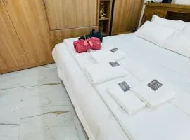 Cozy Private Studio with Garden Al Manhal, Abu Dhabi-5