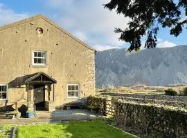 The Screes Apartment - Short stroll from Wastwater