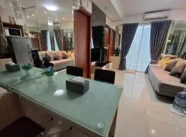 THAMRIN RESIDENCE APARTMENT luxurious 1 BEDROOM FLAT SCBD beside GRAND INDONESIA mall