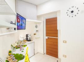 All-in, hotel v Neaplju