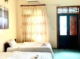 Khách sạn Phong Châu Sốp cộp、Sơn Laのホテル