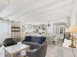 Charmante maison pour 8 à 800 m de la plage