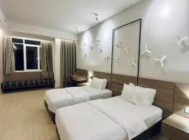 Windmill Upon Hills Genting Highland by El Naura