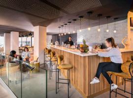 Novotel Paris 20 Belleville, hôtel Novotel à Paris