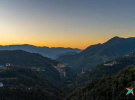 Zostel Homes Shoghi, Shimla, hotel v destinácii Shogi