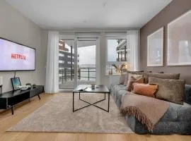 Northstay - Cozy Arctic Apartment, Free Parking