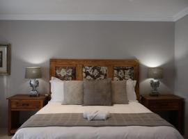 Louvre Guesthouse, hotel in Bothaville