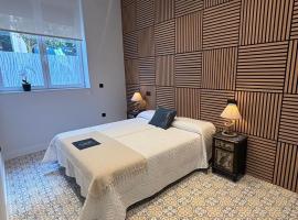 Alojamiento EL ESPOLON, hotel ad Alba de Tormes