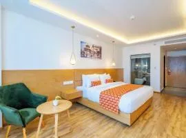 Hotel The Canvas International Near Delhi Airport