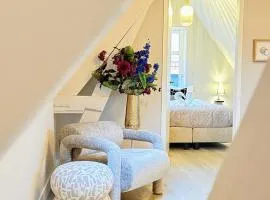 De Parel - In de winkelstraat