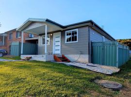 Brand New Modern Retreat in Singleton, hotel em Singleton
