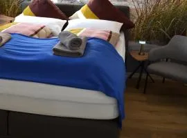 9,5 Einfach ankommen, gut schlafen - Balkon, Parkplatz & eigener Eingang - KomfortPlus