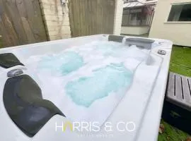 Sandringham & Spa Villa