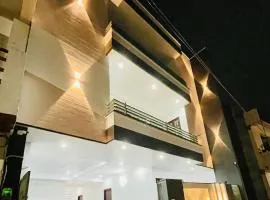 HOTEL GLORY IN chatha meel