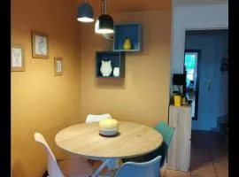 Maisonnette face au lac