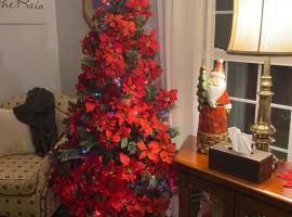 MonJardin Bed and Breakfast, Hotel in Port Burwell