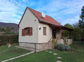 Cseresznyevirág Vendégházak