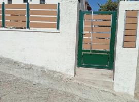 Οικια ΑΓΙΟΥ ΧΑΡΑΛΑΜΠΟΥ, hotel v destinaci Liapáta