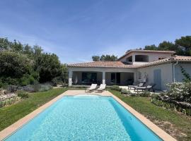 villa La Néoulaise, Hotel in Néoules