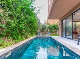 Luxury Stay Free Breakfast Heated Pool & Spa