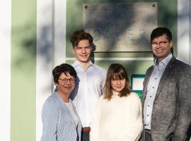 Weingut Familie Bauer, ξενοδοχείο σε Großriedenthal