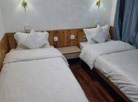 Tibet inn，NamcheLukla Airport - LUA附近的飯店