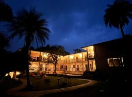 Khalsa Lake View Resort, hotel v destinaci Jāmb