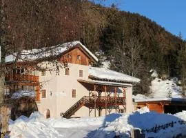 Hof Neuhaus Sebastion