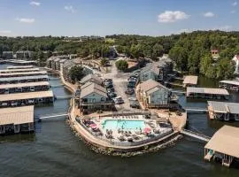 Lakefront Condo with Indoor and Outdoor Pools!