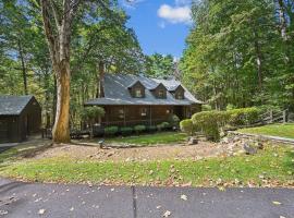 Cushing Home - Family Cabin Near Wachusett Mtn home, hotel en Ashburnham