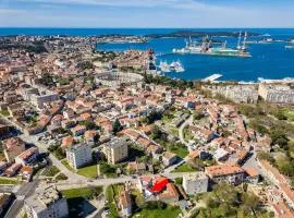 Doppelzimmer Carmen - Sauna, Badewanne, WLAN