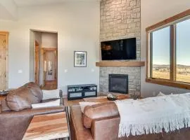 5 Mi to Winter Park Skiing and Dtwn Mtn-View Condo