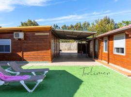 Todimer casa roble, Hotel in Carchuna