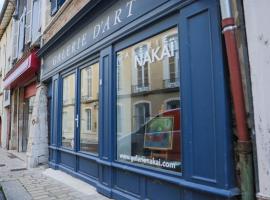 Galerie Nakai Art B&B, hotel v destinaci Tournus