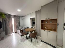 Ape Harmonia novinho perto do Lago e Shopping, hotel v destinaci Toledo