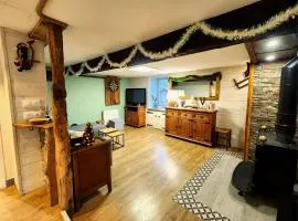 Maison au pied des montagnes ariégeoises