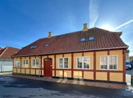 2 Bedroom Cozy Apartment In Svaneke